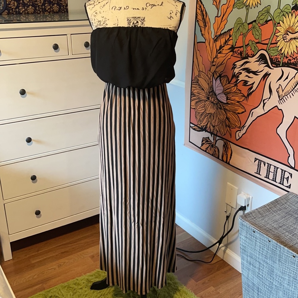Strapless Striped Maxi Dress